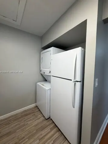 2570 W 67th Place Hialeah FL 33016