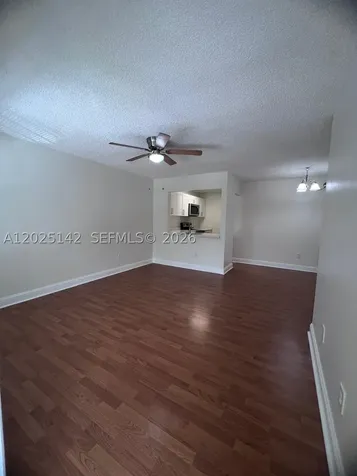 2570 W 67th Place Hialeah FL 33016