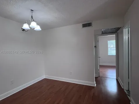 2570 W 67th Place Hialeah FL 33016