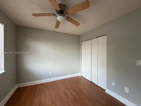 2570 W 67th Place Hialeah FL 33016