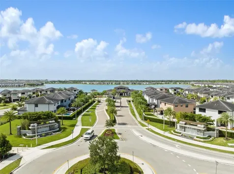 8763 NW 157th Terrace Miami Lakes FL 33018