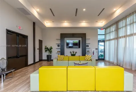 8763 NW 157th Terrace Miami Lakes FL 33018