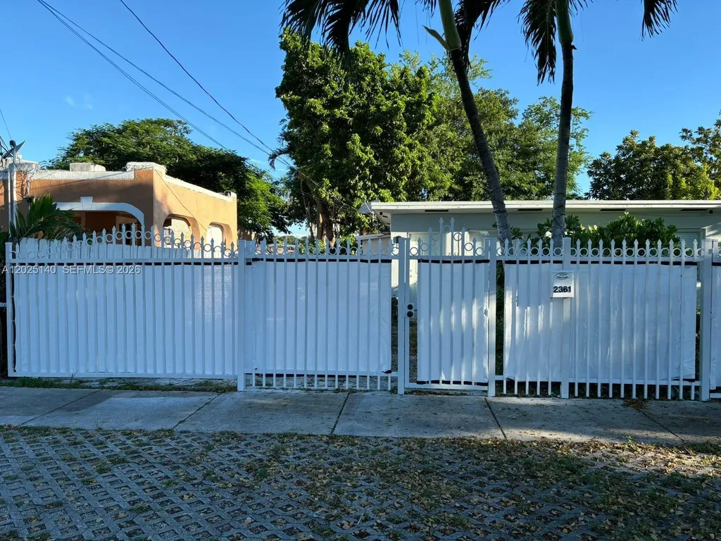 2359 NW 32nd Street Miami FL 33142