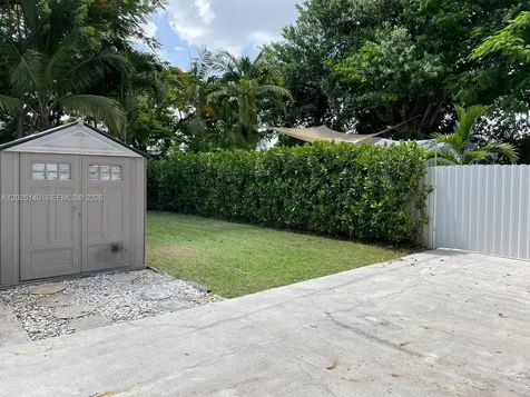2359 NW 32nd Street Miami FL 33142
