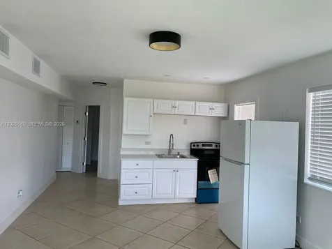 2359 NW 32nd Street Miami FL 33142