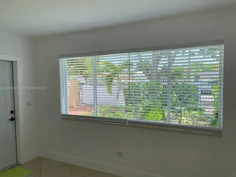 2359 NW 32nd Street Miami FL 33142