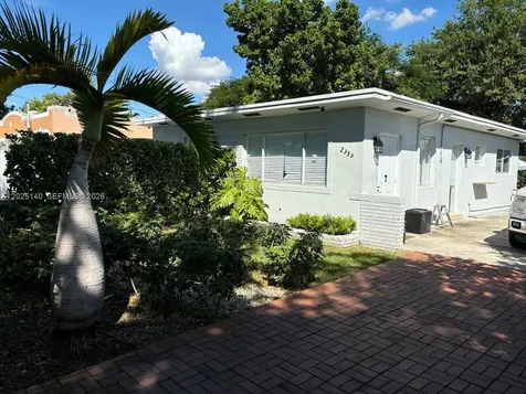 2359 NW 32nd Street Miami FL 33142