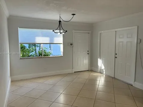2359 NW 32nd Street Miami FL 33142