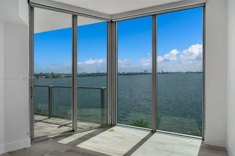 2900 NE 7th Avenue Miami FL 33137