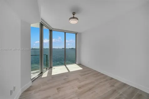 2900 NE 7th Avenue Miami FL 33137