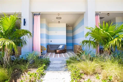 2900 NE 7th Avenue Miami FL 33137
