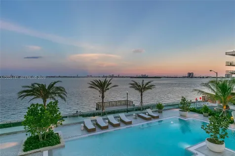 2900 NE 7th Avenue Miami FL 33137
