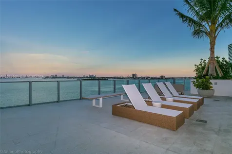 2900 NE 7th Avenue Miami FL 33137