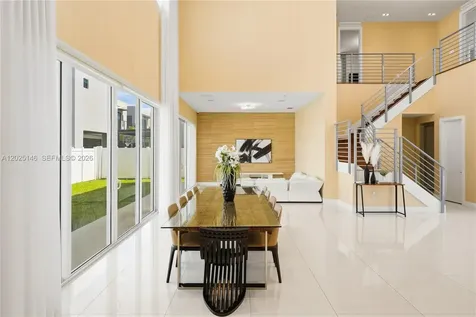 7525 NW 103rd Place Doral FL 33178