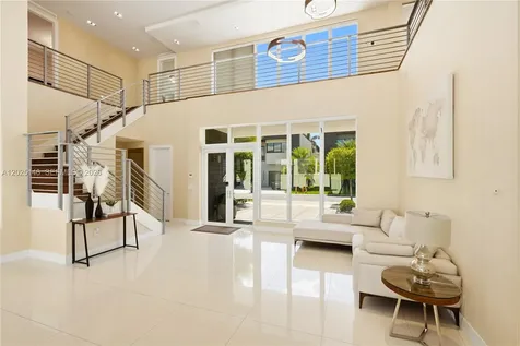7525 NW 103rd Place Doral FL 33178