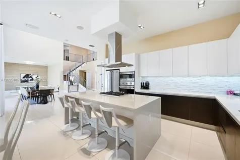7525 NW 103rd Place Doral FL 33178