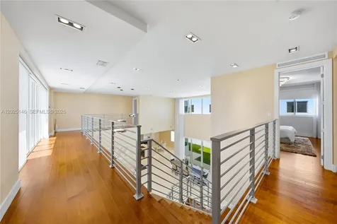 7525 NW 103rd Place Doral FL 33178