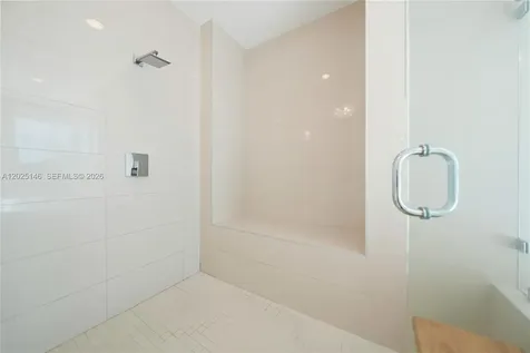 7525 NW 103rd Place Doral FL 33178