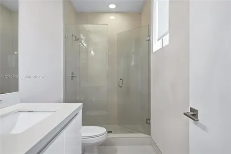 7525 NW 103rd Place Doral FL 33178
