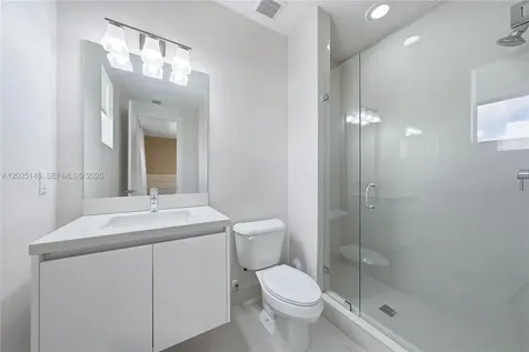 7525 NW 103rd Place Doral FL 33178