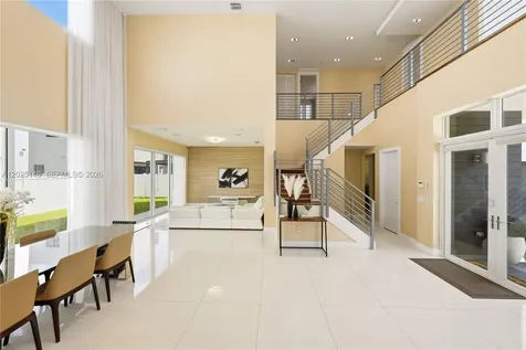 7525 NW 103rd Place Doral FL 33178