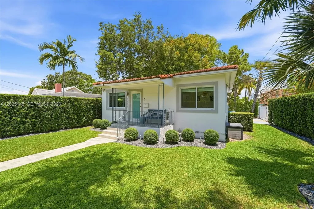 3101 SW 25th Terrace Miami FL 33133