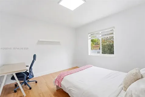 3101 SW 25th Terrace Miami FL 33133