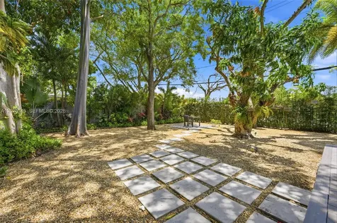 3101 SW 25th Terrace Miami FL 33133