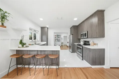 3101 SW 25th Terrace Miami FL 33133