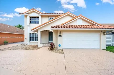 18660 NW 78th Avenue Hialeah FL 33015