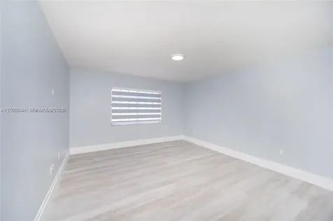 18660 NW 78th Avenue Hialeah FL 33015