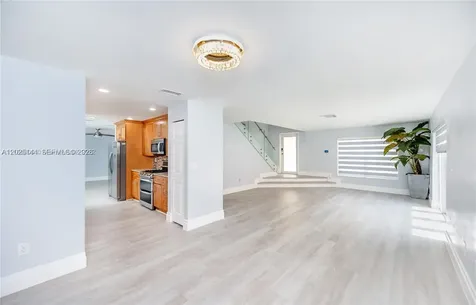 18660 NW 78th Avenue Hialeah FL 33015