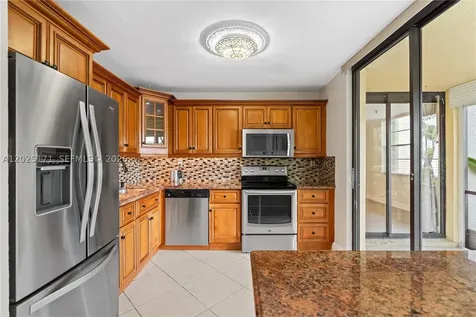 671 NE 195th Street Miami FL 33179