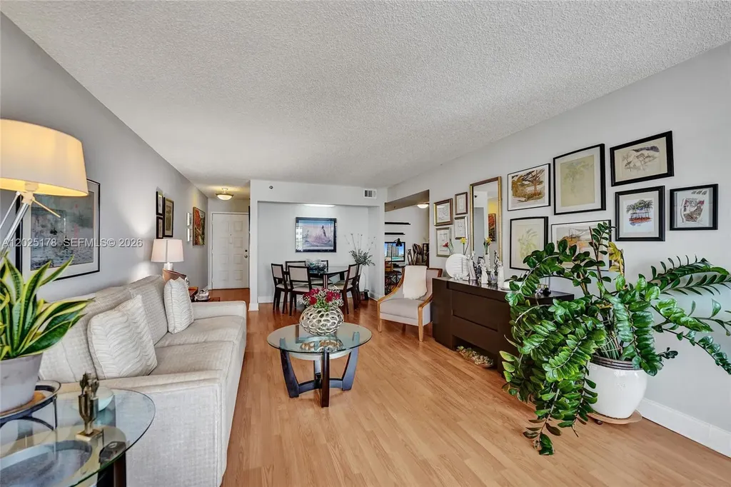 1201 S Ocean Drive Hollywood FL 33019