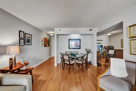 1201 S Ocean Drive Hollywood FL 33019