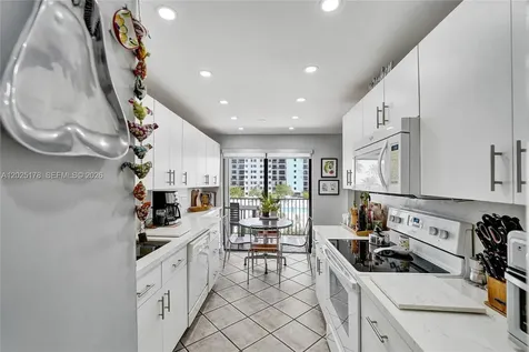1201 S Ocean Drive Hollywood FL 33019