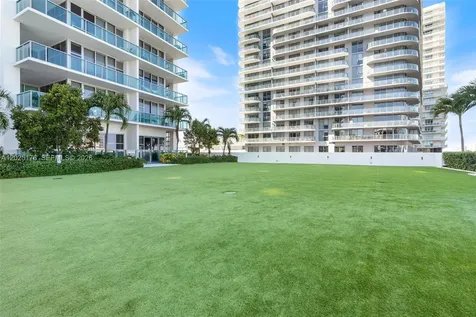 3301 NE 1st Avenue Miami FL 33137