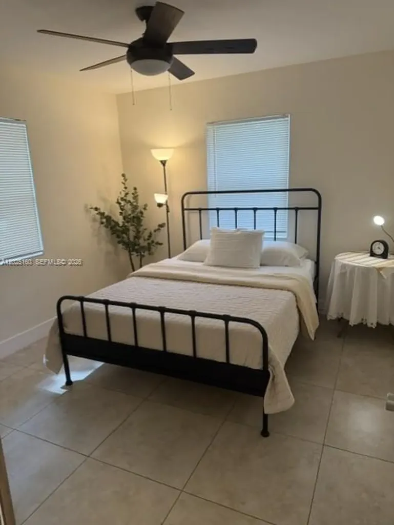 2016 NE 14th Court Fort Lauderdale FL 33304