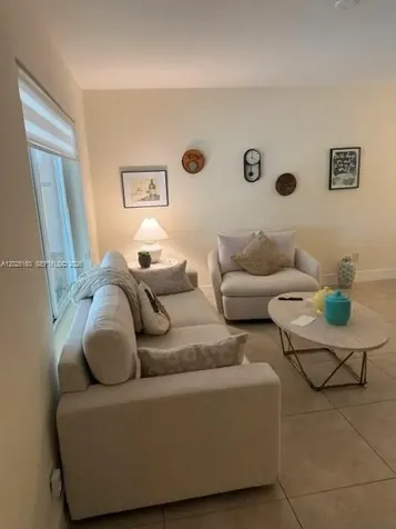 2016 NE 14th Court Fort Lauderdale FL 33304