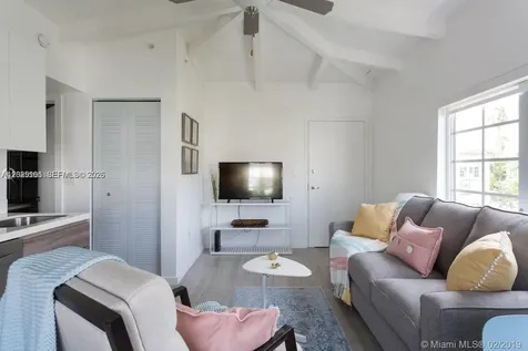 1450 Meridian Avenue Miami Beach FL 33139