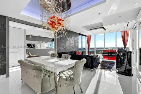 100 S Pointe Drive Miami Beach FL 33139