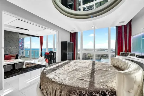 100 S Pointe Drive Miami Beach FL 33139