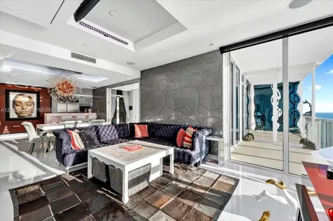 100 S Pointe Drive Miami Beach FL 33139
