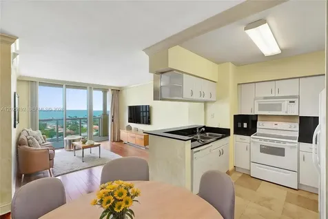 1625 Kennedy Causeway North Bay Village FL 33141