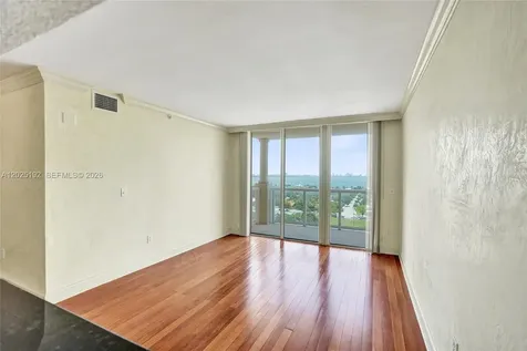 1625 Kennedy Causeway North Bay Village FL 33141