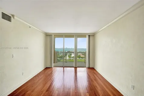 1625 Kennedy Causeway North Bay Village FL 33141