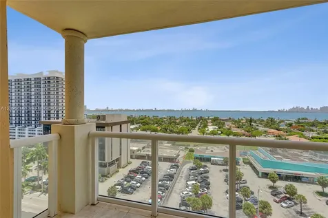 1625 Kennedy Causeway North Bay Village FL 33141