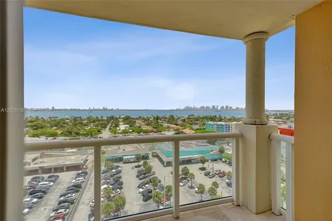 1625 Kennedy Causeway North Bay Village FL 33141