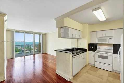 1625 Kennedy Causeway North Bay Village FL 33141