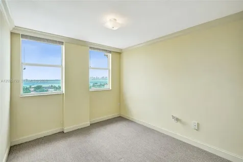 1625 Kennedy Causeway North Bay Village FL 33141